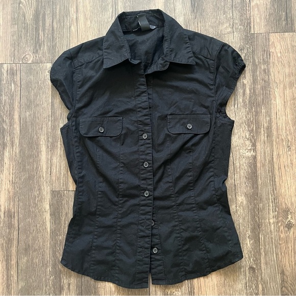 H&M Black Stretch Short Sleeves Fitted Buttoned Up Collared Shirt Casual Top 6 - Picture 4 of 9